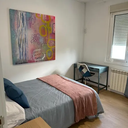 Terraza De Ciudad, Familly Vigo