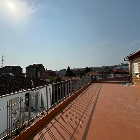 Terraza De Ciudad, Familly Nyaraló